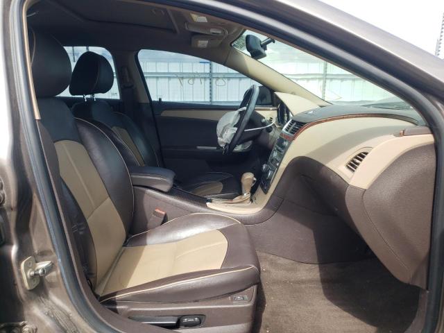 1G1ZE5E78BF168845 - 2011 CHEVROLET MALIBU LTZ ნაცრისფერი ფოტო 5