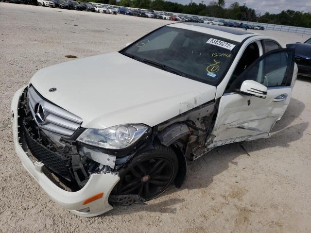 WDDGF4HB8CR239117 - 2012 MERCEDES-BENZ C250 WHITE photo 2