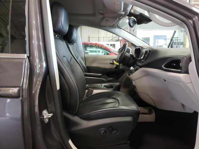 2C4RC1GG7HR650677 - 2017 CHRYSLER PACIFICA L GRAY photo 5