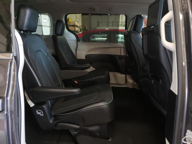2C4RC1GG7HR650677 - 2017 CHRYSLER PACIFICA L GRAY photo 6
