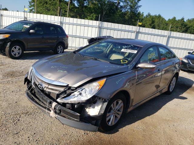 5NPEB4AC2EH920335 - 2014 HYUNDAI SONATA GLS BEIGE photo 2