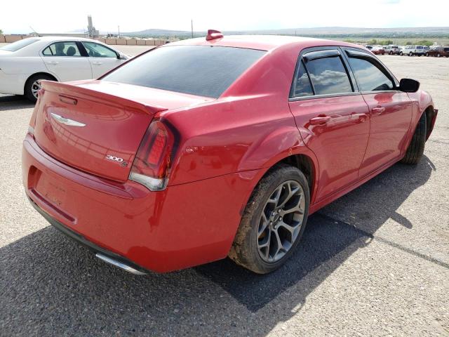 2C3CCABT7FH760582 - 2015 CHRYSLER 300 S RED photo 4