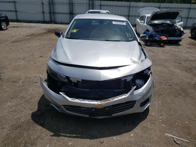 1G1ZB5ST8HF265451 - 2017 CHEVROLET MALIBU LS SILVER photo 9