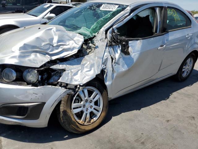 1G1JA5SH2C4225110 - 2012 CHEVROLET SONIC LS SILVER photo 10