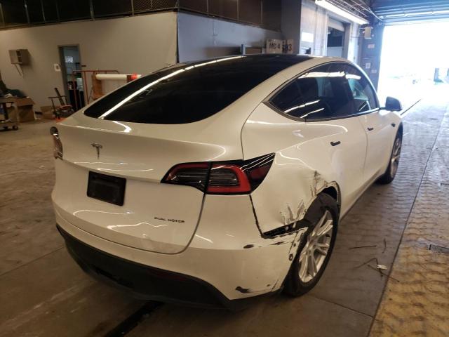 5YJYGDEE2MF069726 - 2021 TESLA MODEL Y Blanc photo 4