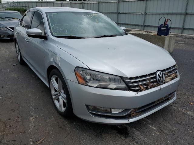 1VWCN7A38EC047490 - 2014 VOLKSWAGEN PASSAT SEL SILVER photo 1