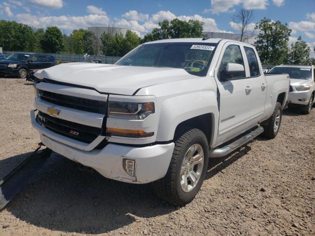 1GCVKREC8HZ373978 - 2017 CHEVROLET SILVERADO WHITE photo 2