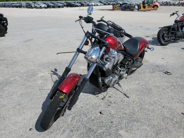 JH2SC6126JK300139 - 2018 HONDA VT1300 CX RED photo 2