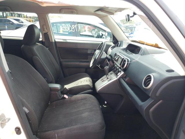 JTLZE4FE6A1108545 - 2010 TOYOTA SCION XB 白色 照片 5