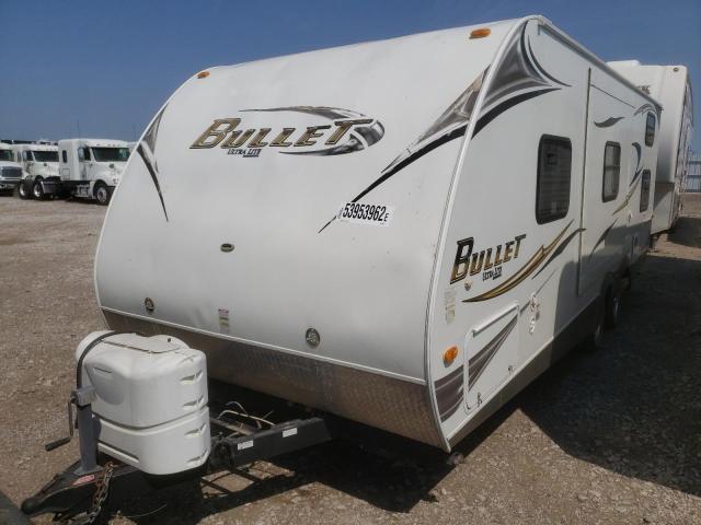 4YDT23027BD422415 - 2011 KEYSTONE BULLET WHITE photo 2