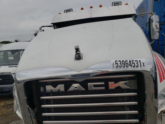 1M1AX16Y8FM028875 - 2015 MACK 800 GU800 WHITE photo 7