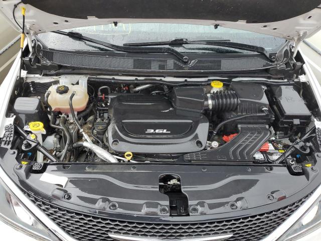 2C4RC1GG5JR245844 - 2018 CHRYSLER PACIFICA L WHITE photo 7