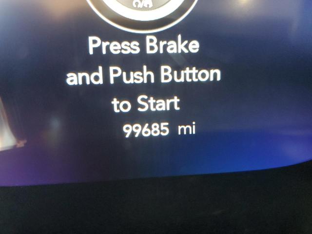 2C4RC1GG5JR245844 - 2018 CHRYSLER PACIFICA L WHITE photo 8