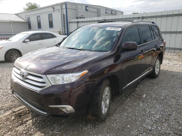 5TDZA3EH2DS042158 - 2013 TOYOTA HIGHLANDER BASE  photo 2