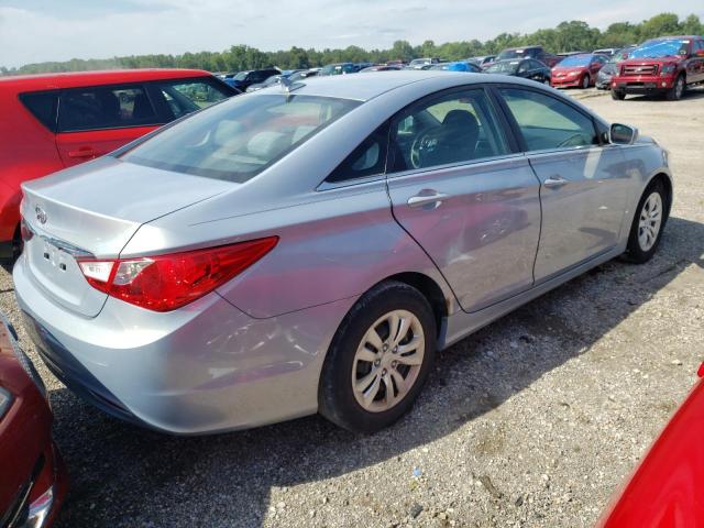 5NPEB4AC5BH017821 - 2011 HYUNDAI SONATA GLS SILVER photo 4