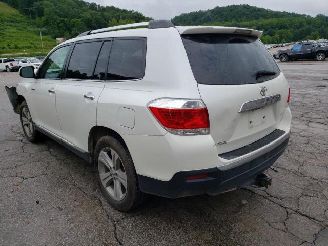 5TDDK3EH3DS209537 - 2013 TOYOTA HIGHLANDER WHITE photo 3