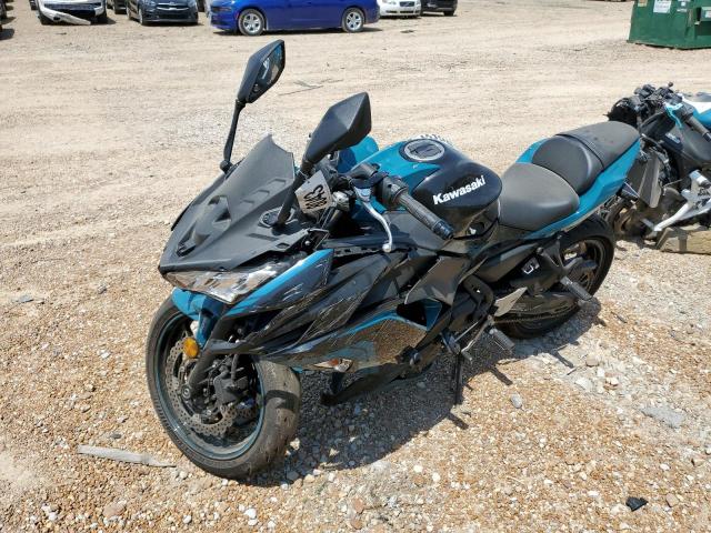 ML5EXEM12MDA38472 - 2021 KAWASAKI EX650 M TEAL photo 2