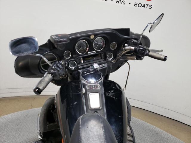 1HD1FCW152Y604926 - 2002 HARLEY-DAVIDSON FLHTCUI BLACK photo 8