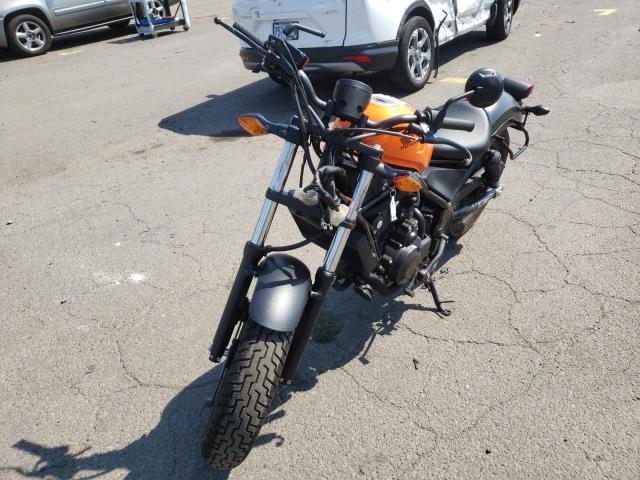 MLHPC5602K5200892 - 2019 HONDA CMX500 ORANGE photo 2