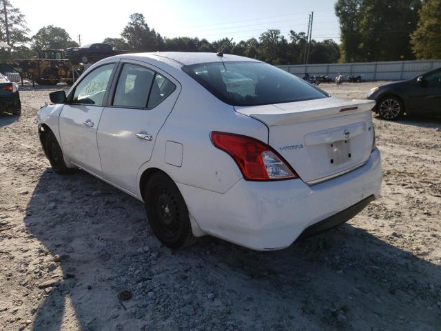 3N1CN7AP6HL881517 - 2017 NISSAN VERSA S WHITE photo 3