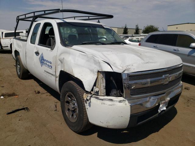 1GCEC19C17Z503252 - 2007 CHEVROLET SILVERADO WHITE photo 1