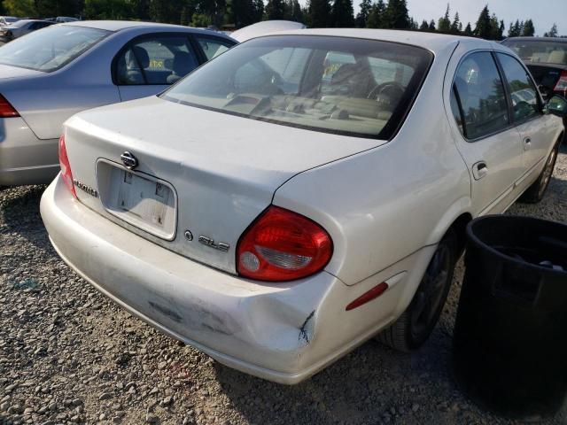 JN1CA31D01T834933 - 2001 NISSAN MAXIMA GXE SILVER photo 4