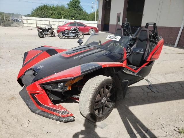57XAARFA3K8134163 - 2019 POLARIS SLINGSHOT RED photo 2