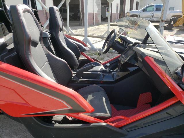 57XAARFA3K8134163 - 2019 POLARIS SLINGSHOT RED photo 5