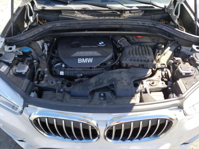 WBXHT3C37H5F74424 - 2017 BMW X1 XDRIVE2 WHITE photo 7