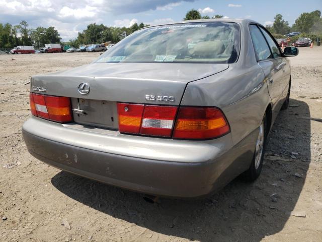 JT8BF22G5V0044269 - 1997 LEXUS ES 300 BEIGE photo 4