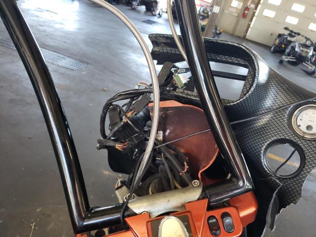 1HD1KHM18BB671373 - 2011 HARLEY-DAVIDSON FLTRX 橙色 照片 8