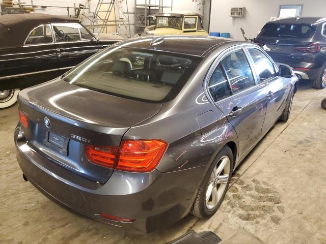 WBA3C3C57DF979268 - 2013 BMW 320 I XDRI GRAY photo 4