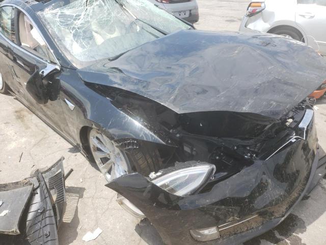 5YJSA1E27JF245564 - 2018 TESLA MODEL S Սև լուսանկար 9