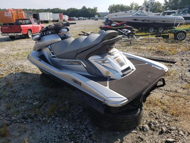 YAMA3920B212 - 2012 YAMAHA JETSKI SILVER photo 3