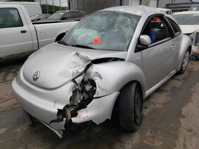 3VWCA21C9YM414222 - 2000 VOLKSWAGEN NEW BEETLE 灰色 照片 2