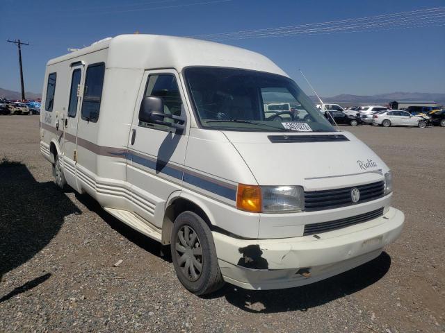 1WVAE0708SH016385 - 1995 WINNEBAGO RIALTA MOT WHITE photo 1