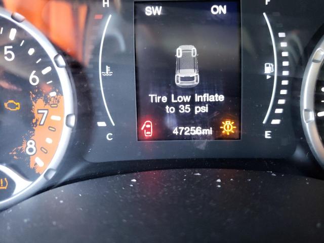 ZACCJAAH0HPF71806 - 2017 JEEP RENEGADE S WHITE photo 8