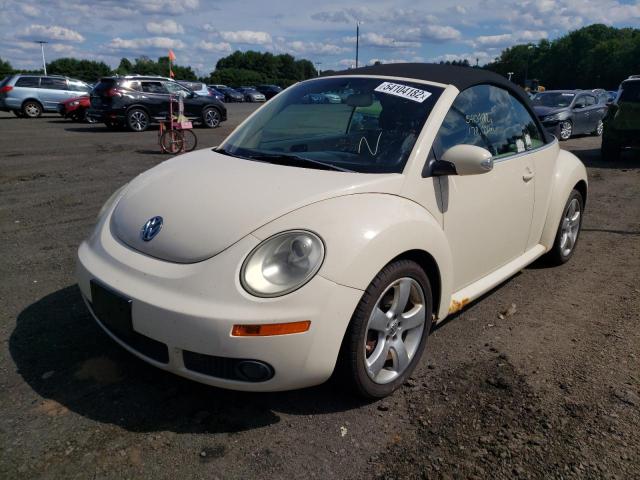 3VWSG31Y16M314673 - 2006 VOLKSWAGEN NEW BEETLE 奶油色 照片 2