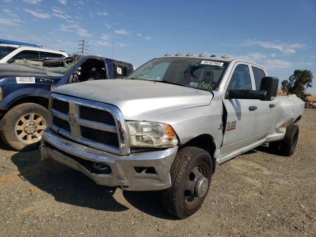 3C63RPGLXHG526601 - 2017 RAM 3500 ST SILVER photo 2