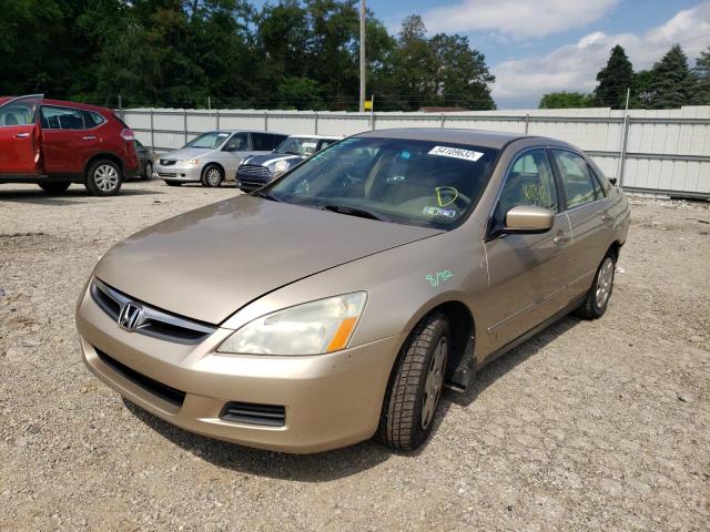 1HGCM564X7A185074 - 2007 HONDA ACCORD LX BEIGE photo 2