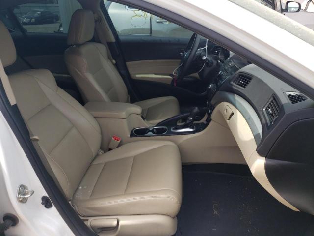19UDE2F32HA012660 - 2017 ACURA ILX BASE W أبيض صورة 5