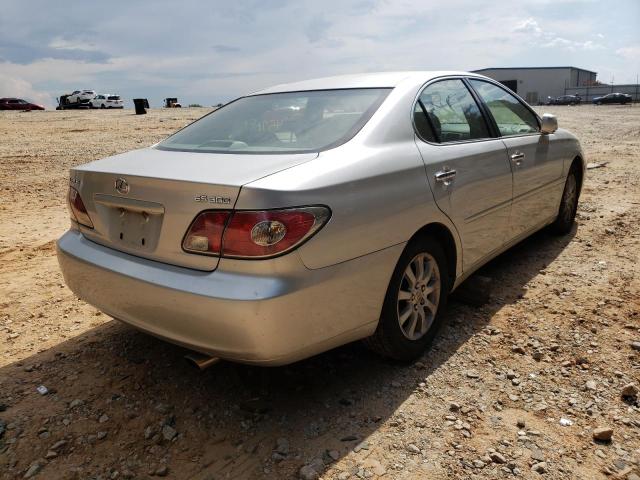 JTHBF30G825031863 - 2002 LEXUS ES 300 SILVER photo 4