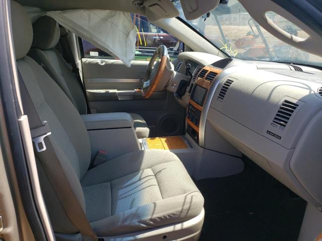 1A8HW58P49F713809 - 2009 CHRYSLER ASPEN LIMI TAN photo 5