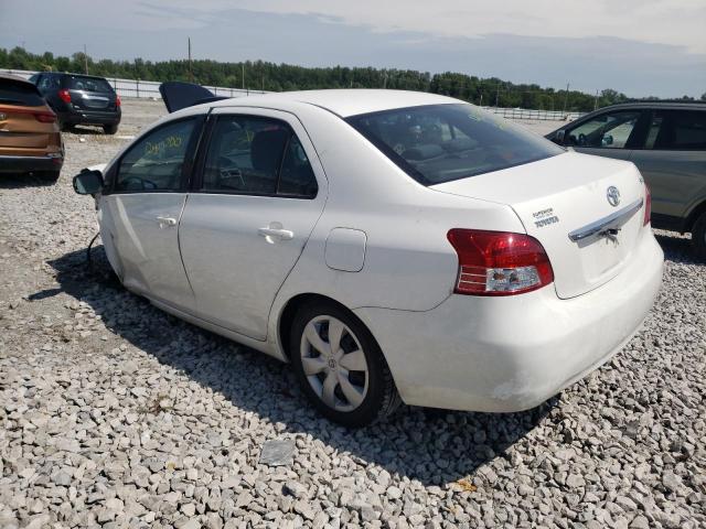 JTDBT923981208847 - 2008 TOYOTA YARIS WHITE photo 3