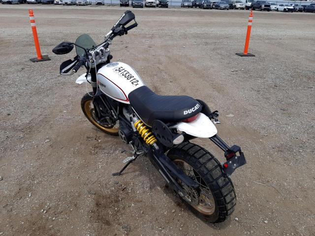 ML0KAFBM9JT000720 - 2018 DUCATI SCRAMBLER WHITE photo 3