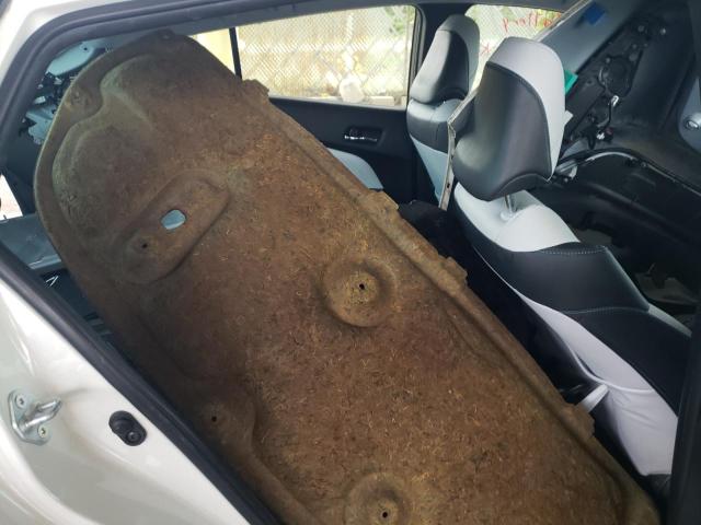 JTDKARFP6H3041967 - 2017 TOYOTA PRIUS PRIM 白色 照片 6