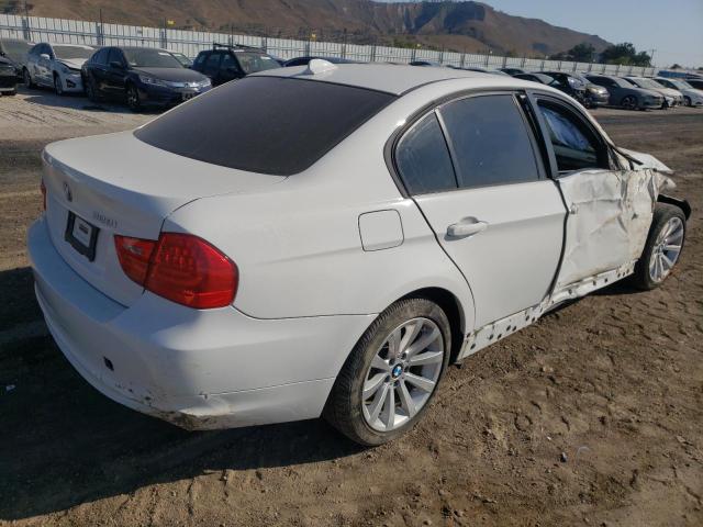 WBAPH5G52BNM80566 - 2011 BMW 328 I SULE WHITE photo 4