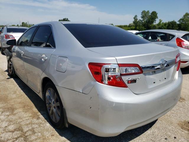 4T1BF1FK2EU341093 - 2014 TOYOTA CAMRY XLE SILVER photo 3