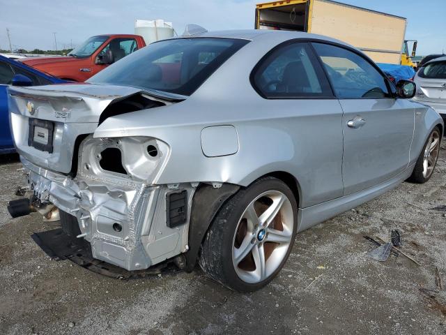 WBAUC7C53AVK81074 - 2010 BMW 135 I SILVER photo 4