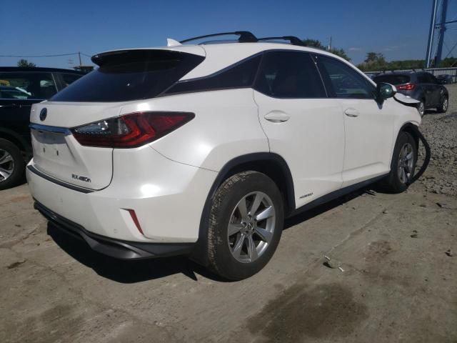 2T2BGMCA5KC030616 - 2019 LEXUS RX 450H BA WHITE photo 4